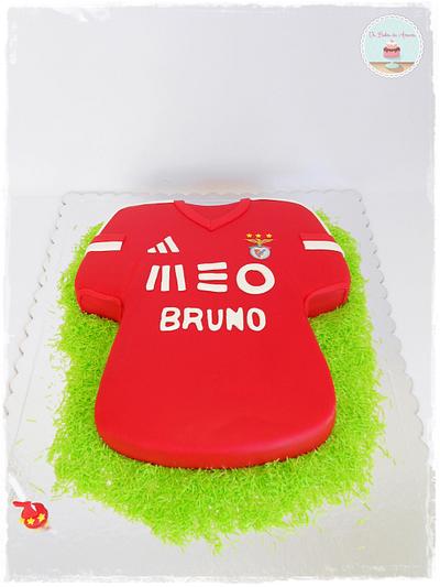 Benfica Shirt Cake - Cake by Ana Crachat Cake Designer 