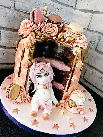 Fat unicorn drip cake - Cake by Ashlei Samuels