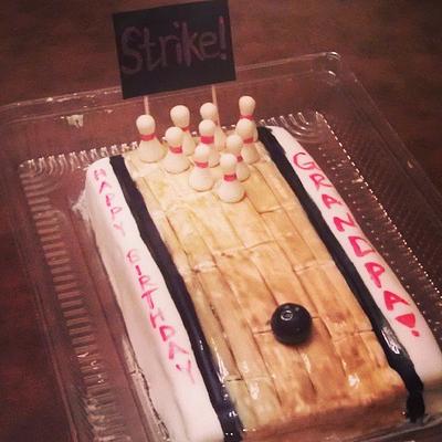 Strike! - Cake by Lauren W.