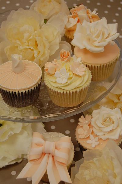 Pretty Peach cupcakes - Cake by becky Jenkins