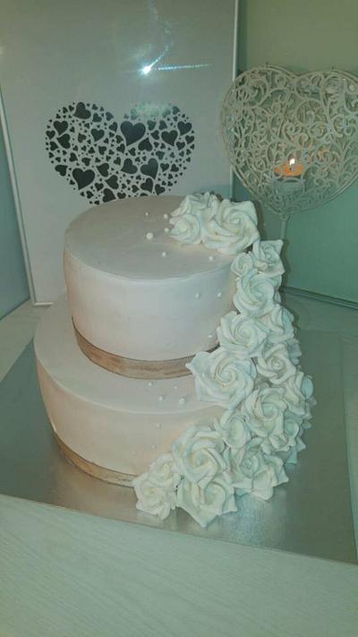 wedding cake with roses - Cake by Elzacakeland
