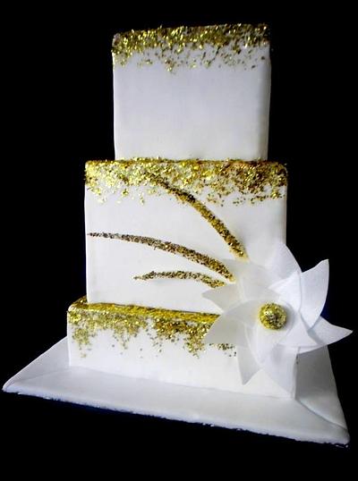 GOLD WEDDING CAKE - Cake by SweetFantasy by Anastasia