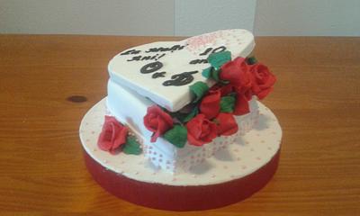 10 YEARS ANNIVERSARY CAKE - Cake by Camelia