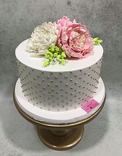 Pretty  - Cake by Michelle's Sweet Temptation