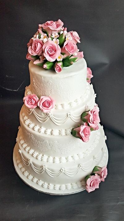 Weddingcake  - Cake by Jennylangberg