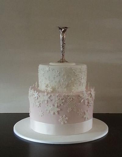 Winter Wedding Cake - Cake by Esther Scott