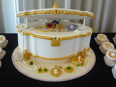 Jewelry Box Cake - Cake by Cakery Creation Liz Huber