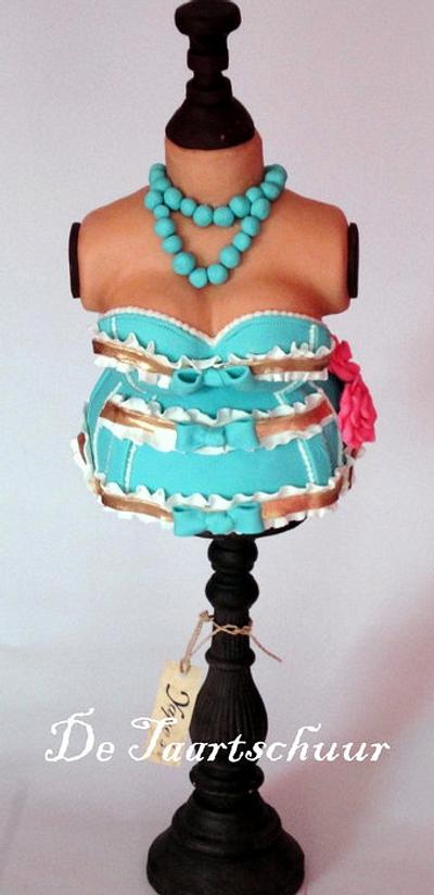 corset - Cake by deborah de jong