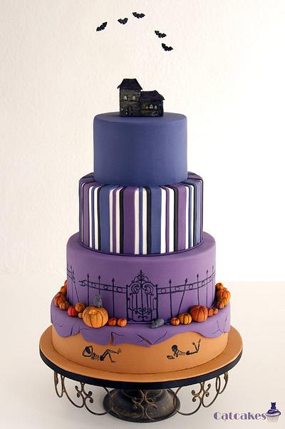 Halloween Hill - Cake by Catcakes