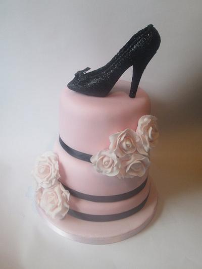 fifties inspired high heel and roses birthday cake - Cake by kelly