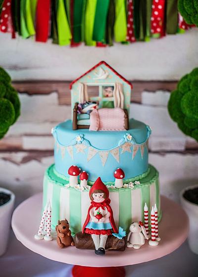 Little Red Riding Hood Cake - Cake by Wynona