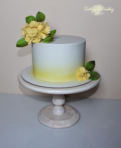 Yellow hydrangeas  - Cake by Cakes by Evička