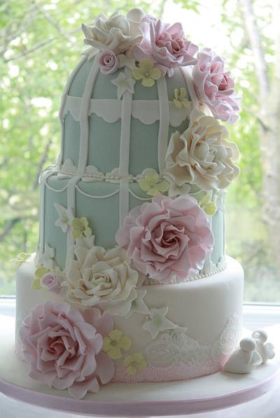 Birdcage with roses - Cake by Little Black Cat - Kathleen BD