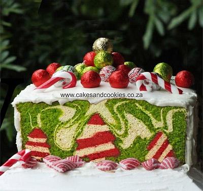 Candy Cane Cake Inside Xmas - Cake by Terry