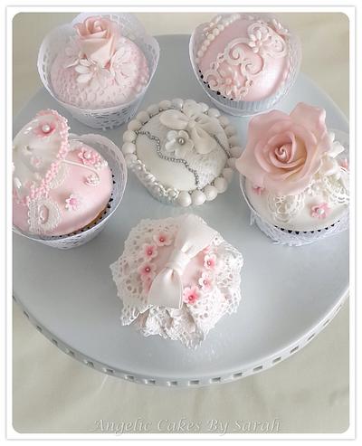 Vintage Wedding cupcakes - Cake by Angelic Cakes By Sarah