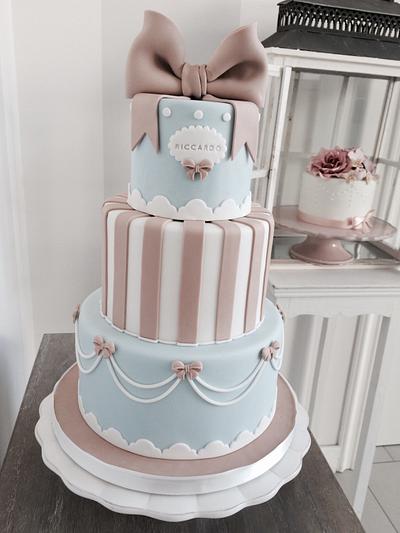 Stripes and bows - Cake by Bella's Bakery
