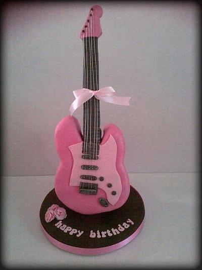 pink guitar - Cake by Astried
