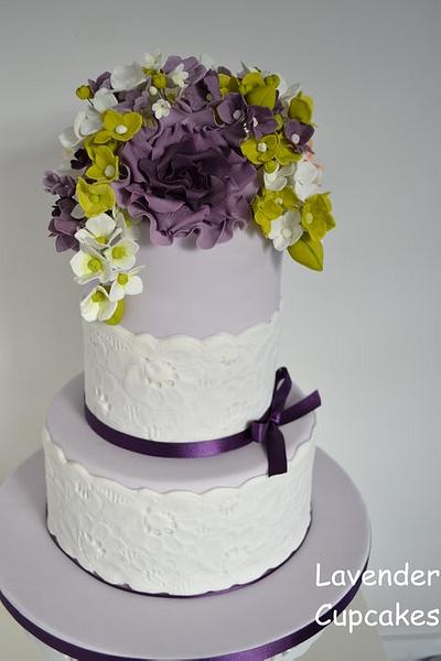 Flowers and Lace  - Cake by LavenderCupcakes
