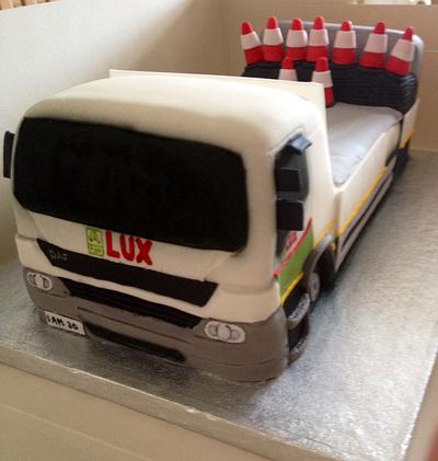 Lorry cake - Cake by Daisychain's Cakes
