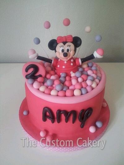Minnie - Cake by The Custom Cakery