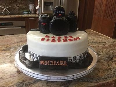 camera cake - Cake by caymanancy