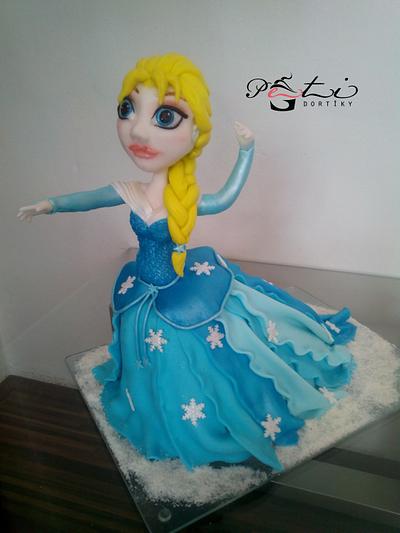 Frozen - Elsa - Cake by PetiCakes / Peti dortíky