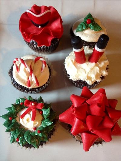 Christmas cupcakes - Cake by Chrissa's Cakes