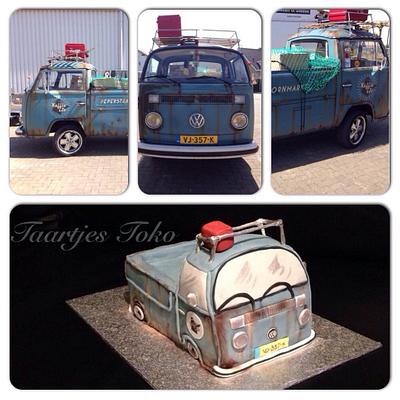 Volkswagen bus cake  - Cake by Taartjes Toko 