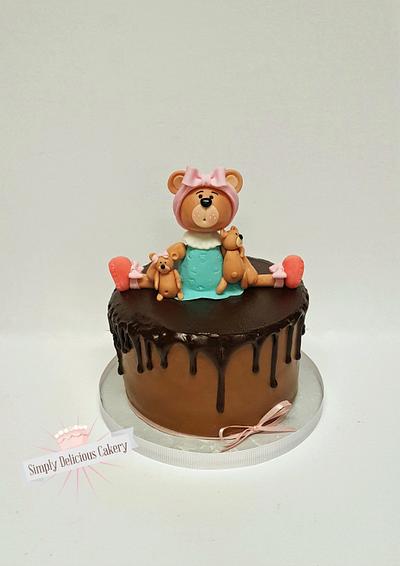 Mama Bear - Cake by Simply Delicious Cakery