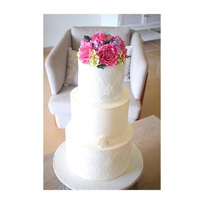 Blooms of elegance  - Cake by Indulgence by Shazneen Ali