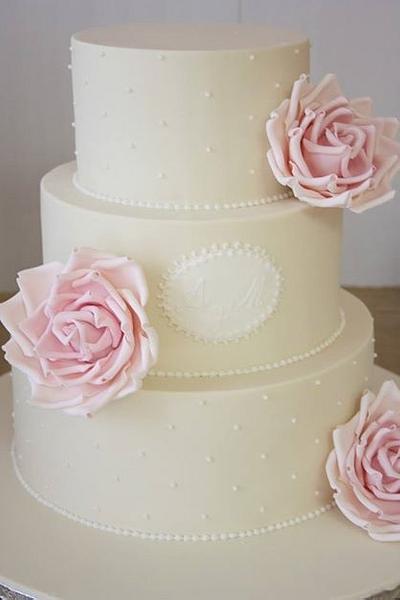Floral wedding cake - Cake by Cori's Sweet Temptations