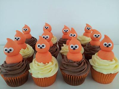 EDF Cupcakes - Cake by Sarah Poole