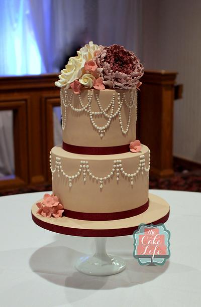 Vintage wedding cake - Cake by The Cake Life