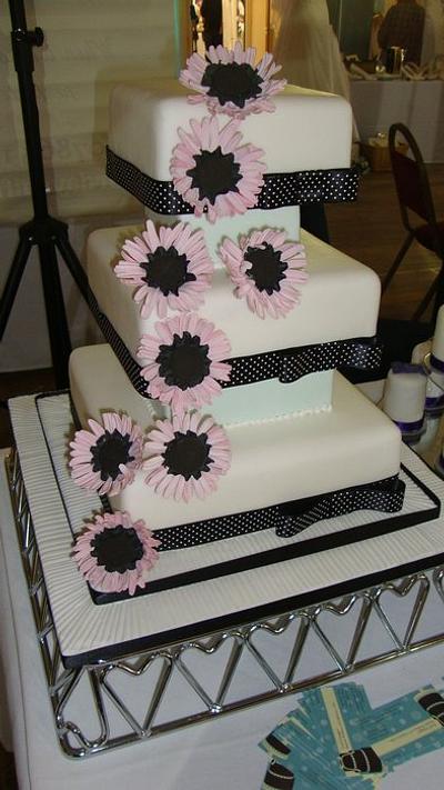 Pink flowers wedding cake - Cake by Iced Images Cakes (Karen Ker)