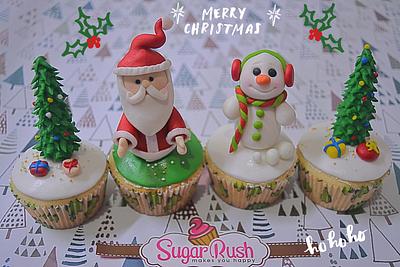 Christmas cupcakes  - Cake by Sara Mohamed