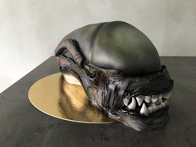 Alien xenomorph - Cake by Teewsweet