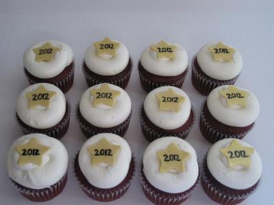 Simple Graduation Cupcakes - Cake by Joanne