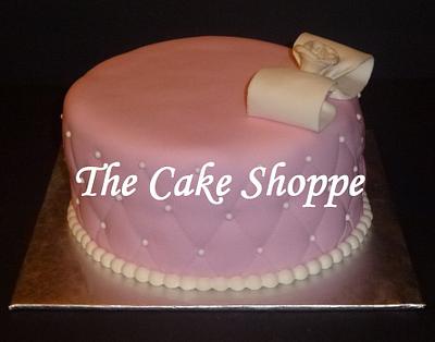 pink quilted cake - Cake by THE CAKE SHOPPE