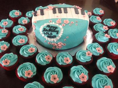 Cake for a Pianist - Cake by LeahGuapa