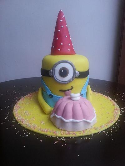 My Minion - Cake by PatisseriePassion