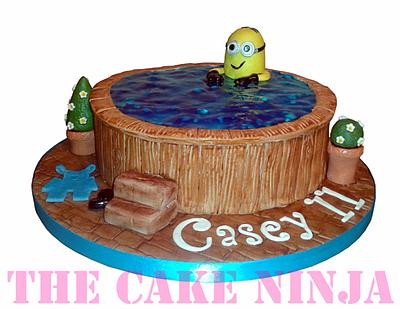Summer Minion - Cake by Tiddy
