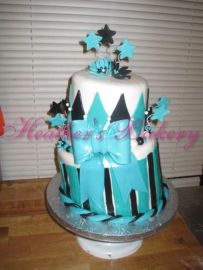 Fondant Topsy Turvy Bow Cake - Cake by HeathersBakery