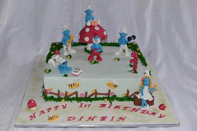It's the Smurfs..!!! - Cake by Cake Inc by Ganga