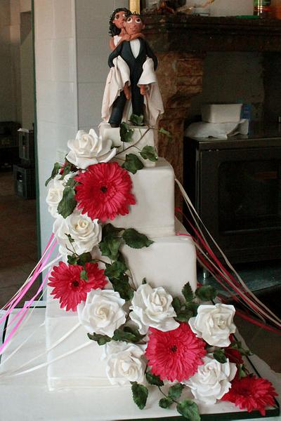 Peruvian wedding cake  - Cake by Estrele Cakes 