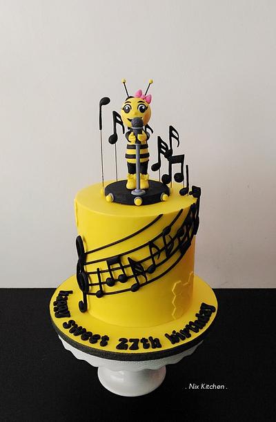 Singing Bee  - Cake by Nikita Mahmood