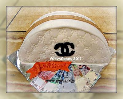 Chanel Makeup Bag Cake - Cake by Yusy Sriwindawati