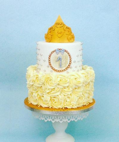 gold and silver - Cake by elisabethcake 