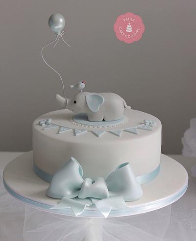 Elephant & Balloon - Cake by Paulacakecouture