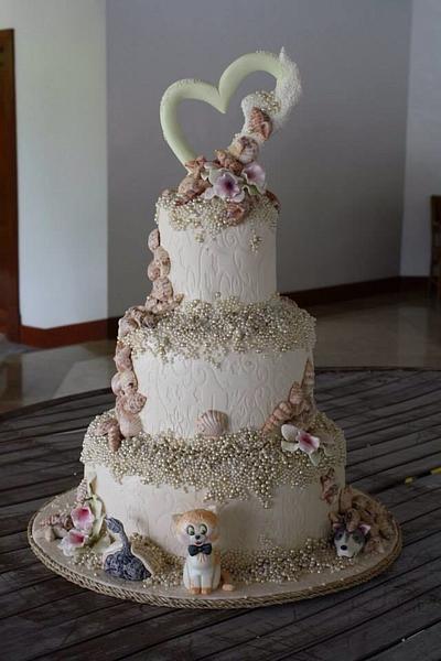 Beach Wedding - Cake by Pia Angela Dalisay Tecson