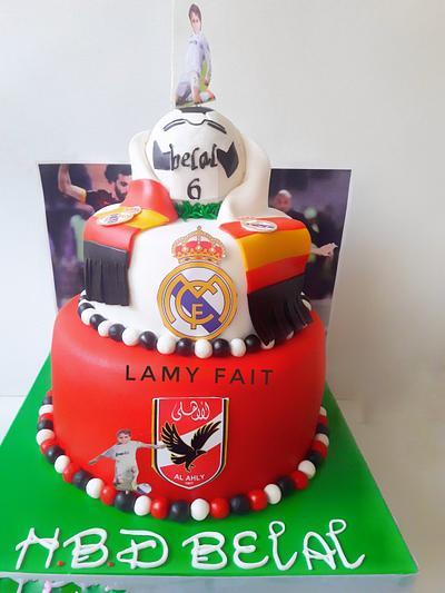 Football cake - Cake by Randa Elrawy